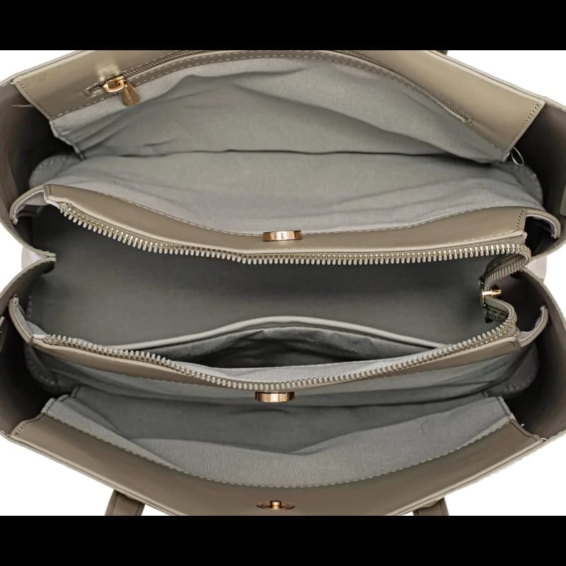 WhatsApp Image 2025-12-06 at 22.03.41(1)